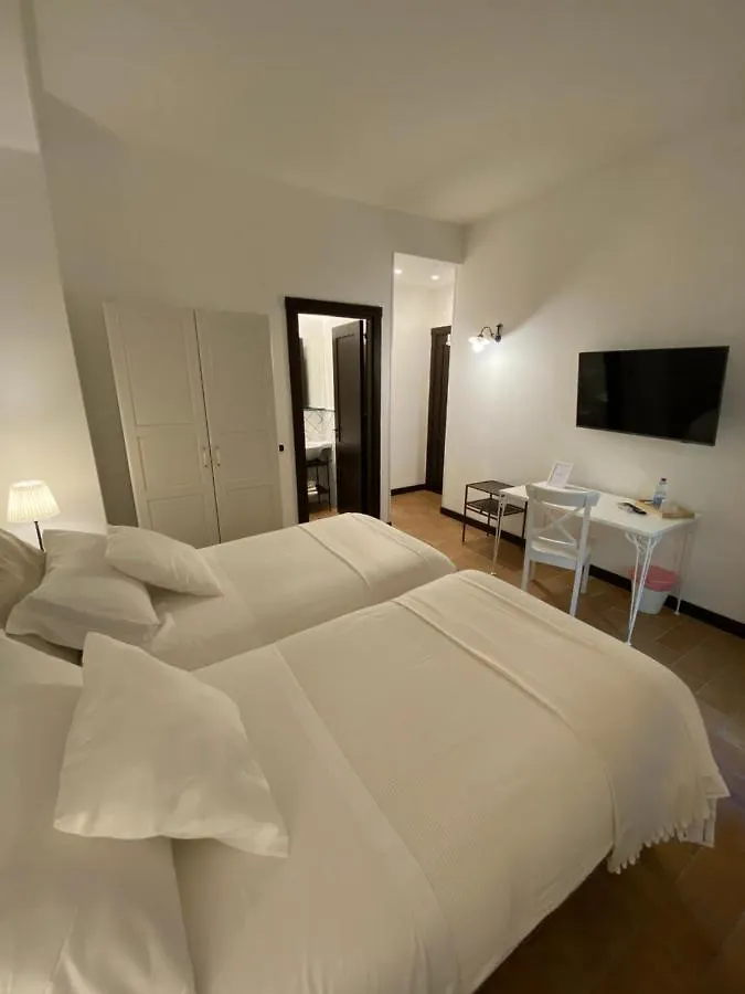 Guest house Domus Giuliae Hotel Trecastagni