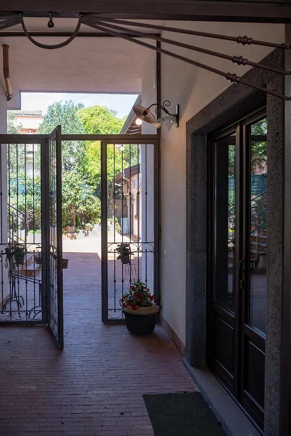 Domus Giuliae Hotel Trecastagni Guest house
